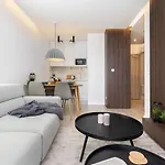 Househost Apartment: Miodowa 42/30 Street