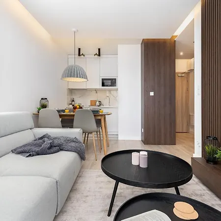 Househost Apartment: Miodowa 42/30 Street