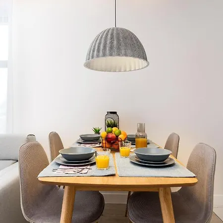 Househost Apartment: Miodowa 42/30 Street 公寓